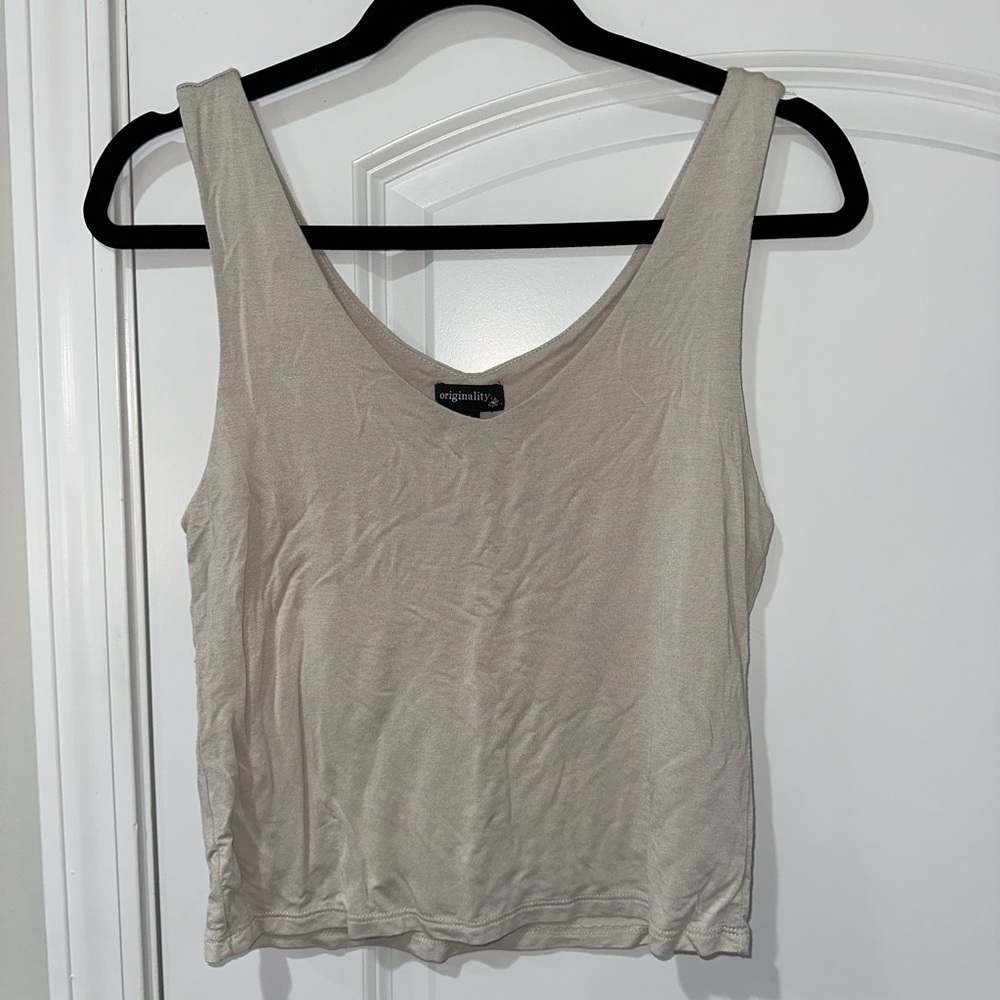 Dry Goods Tank
